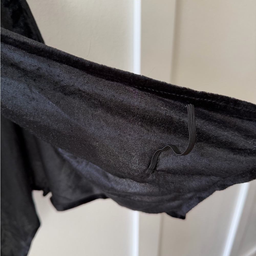 Kids' Bat Halloween Costume Capelet One Size Fits Most - Hyde & EEK! Boutique™ - Picture 4 of 5